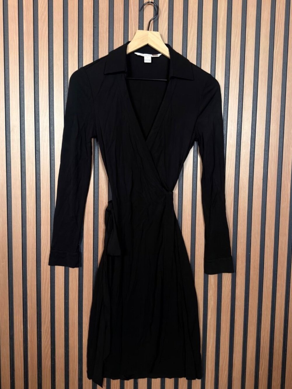 Diane von Furstenberg Wrap Dress 4 Womens Black Long Sleeve Collared